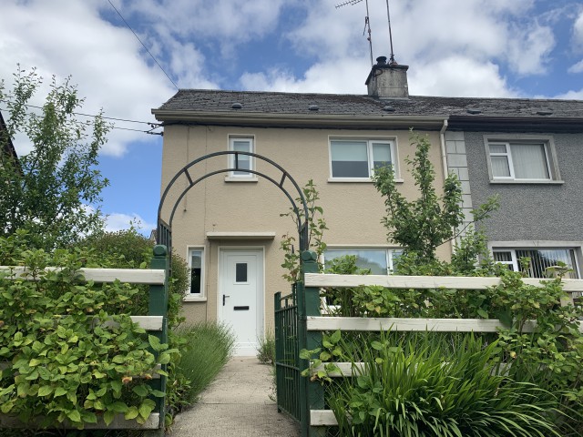 43 Trainor Crescent. Creggan, BT35 9DP