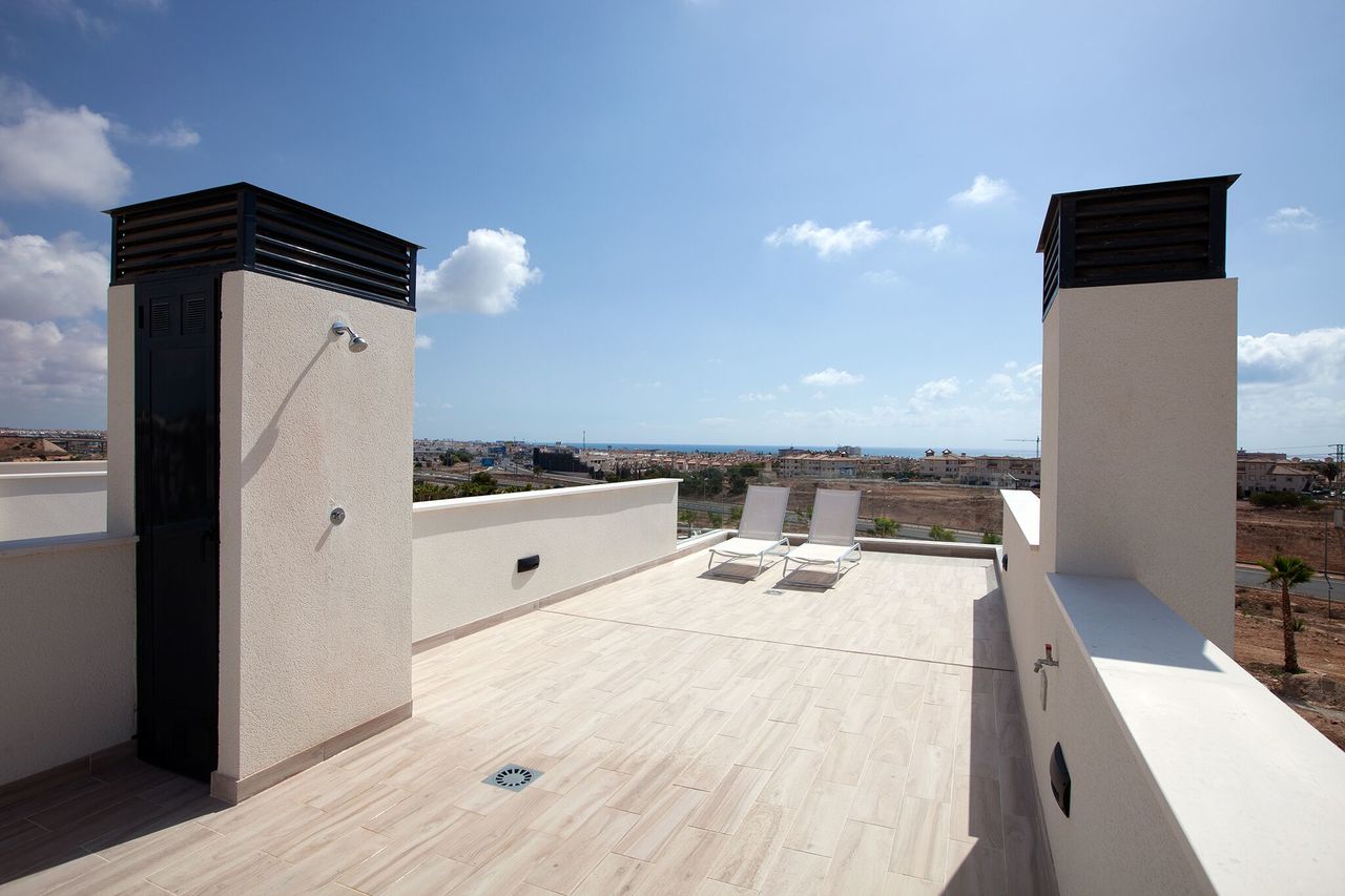 608 Villa Cabo Roig