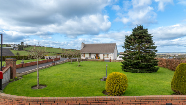 29 Tamnaharry Hill, Mayobridge, BT34 2EY