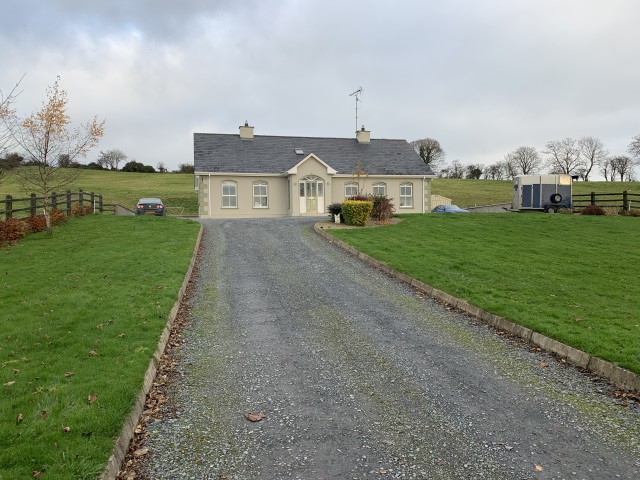 64 Kiltybane Road, Crossmaglen, BT35 9BH