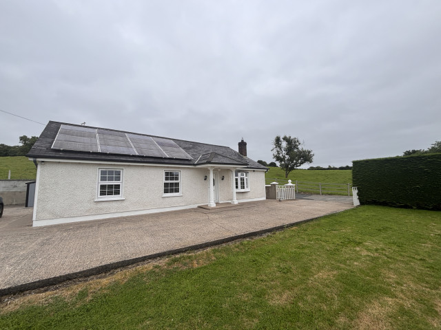 10 Carrive Road, Silverbridge, BT35 9LJ