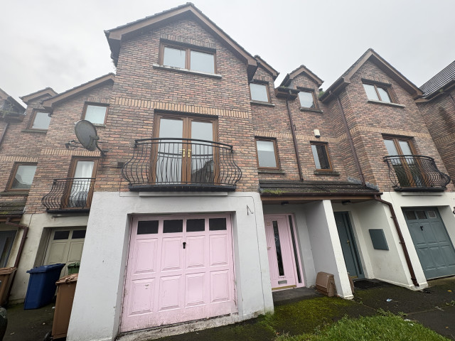 25 Silverwood Green, Lurgan, BT66 6SS